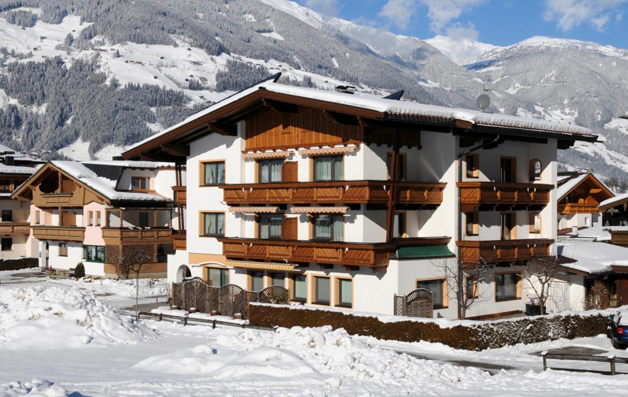 Ferienwohnungen Rahm Mayrhofen Pokoj fotografie