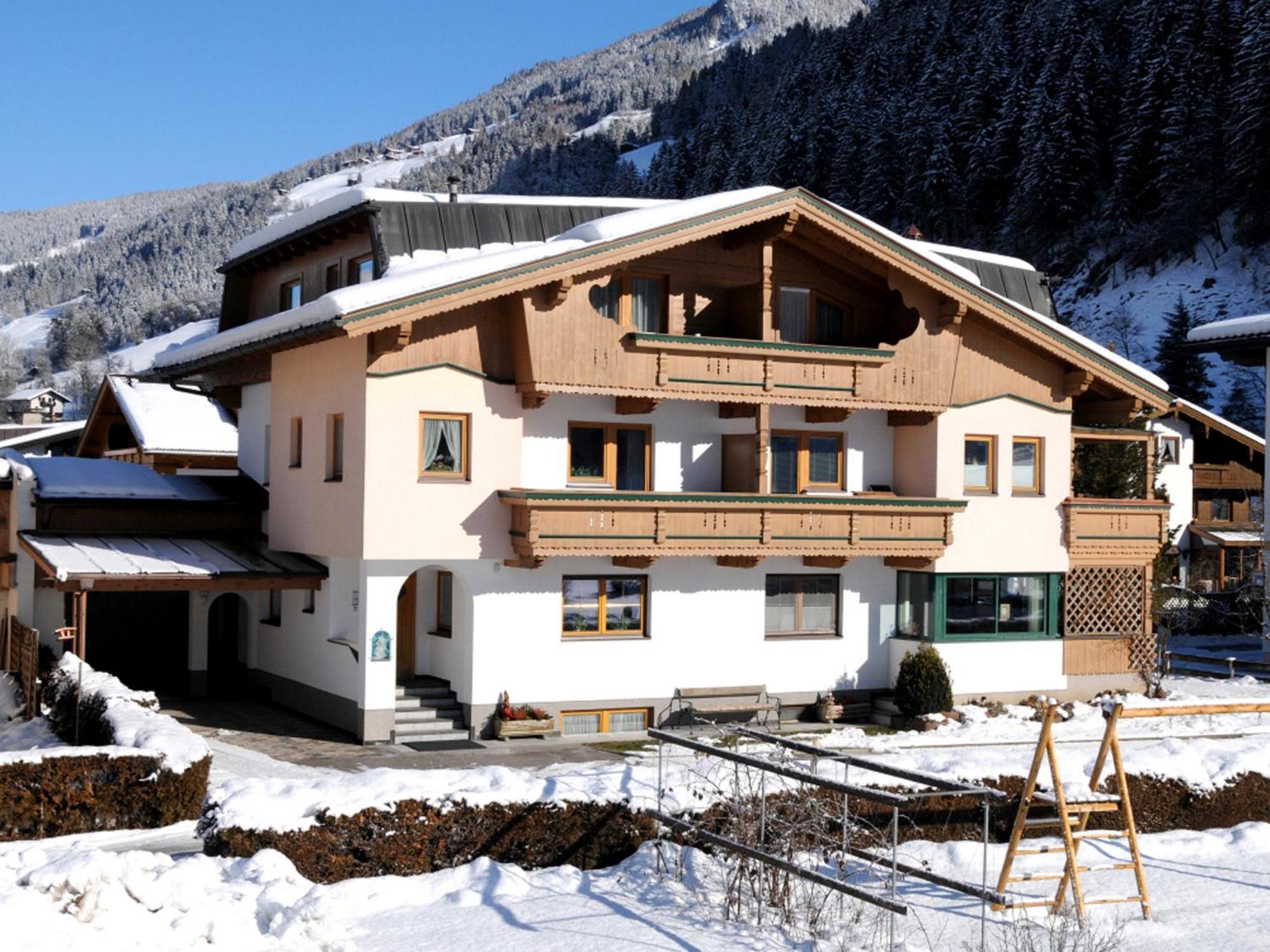 Ferienwohnungen Rahm Mayrhofen Pokoj fotografie